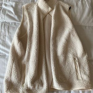 Cream teddy/Sherpa vest - Aerie